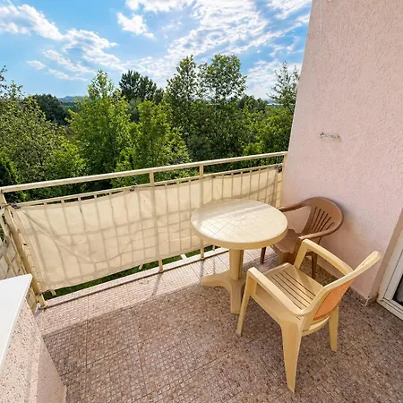 Two-bedroom With Garden View Апартамент Слънчев бряг
