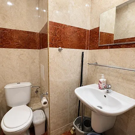 Апартамент Two-bedroom With Garden View Слънчев бряг